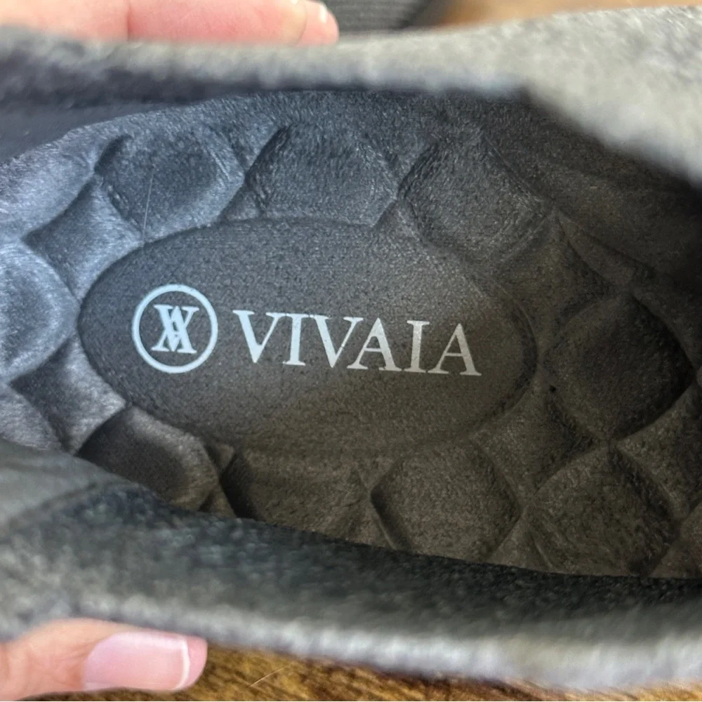 Vivaia Boots Gray 40 Chelsea‎ Ryan Square Toe Water Repellent Size 9 Stretch